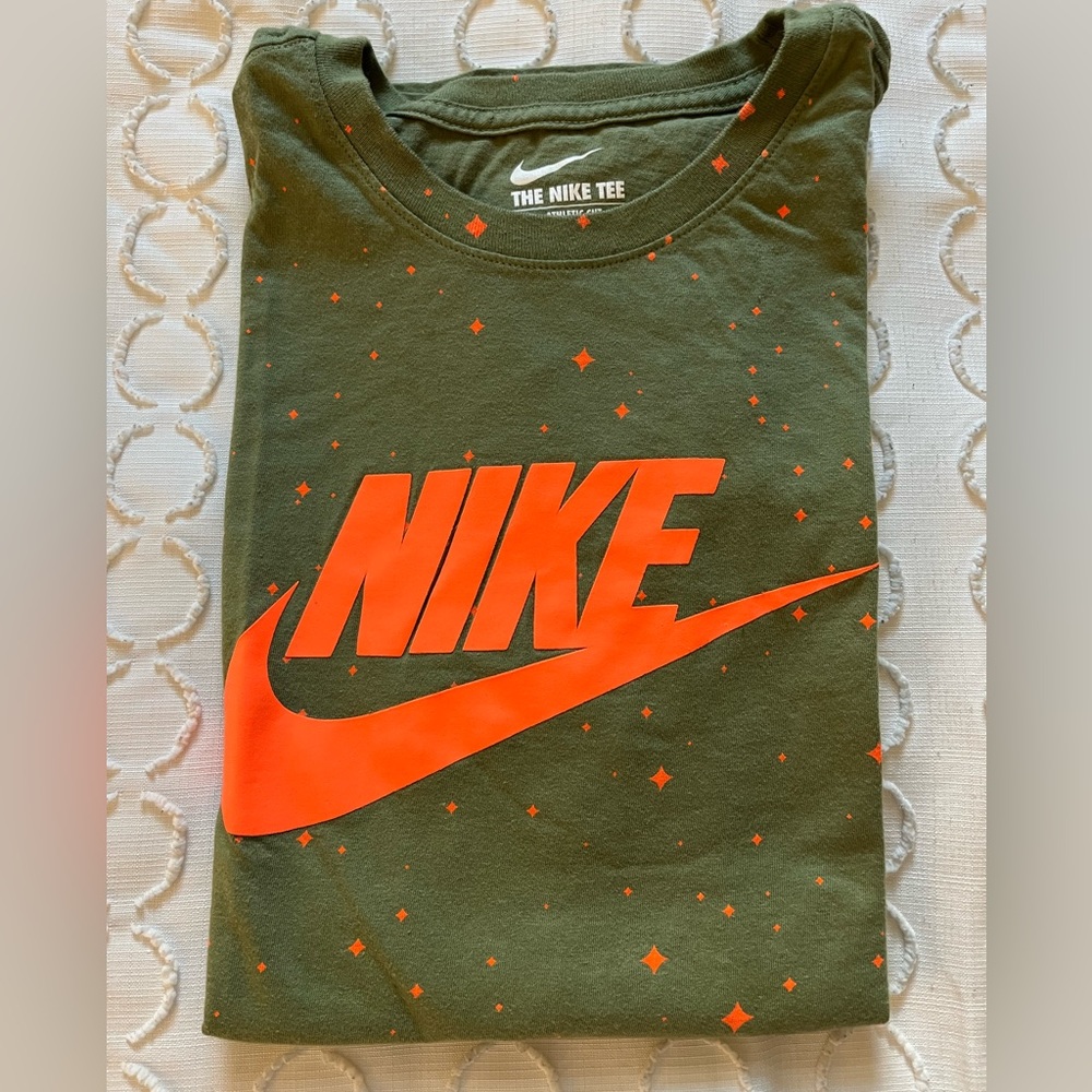 Nike Tee